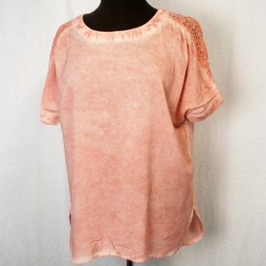 Dab-Dyed Shirt with Lace Accent